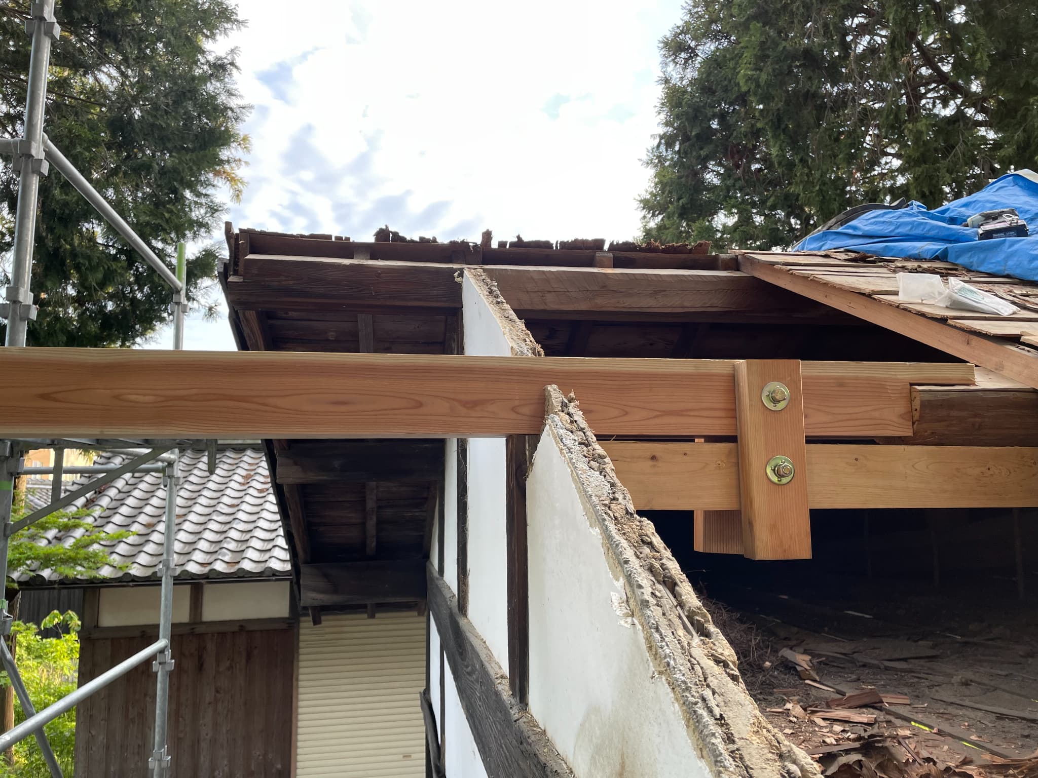 屋根修繕イメージ