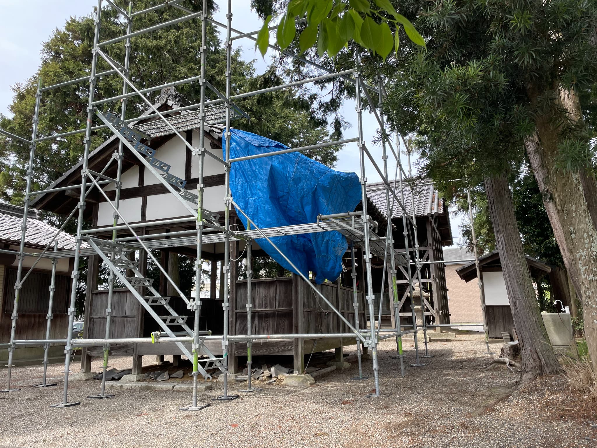 屋根工事イメージ